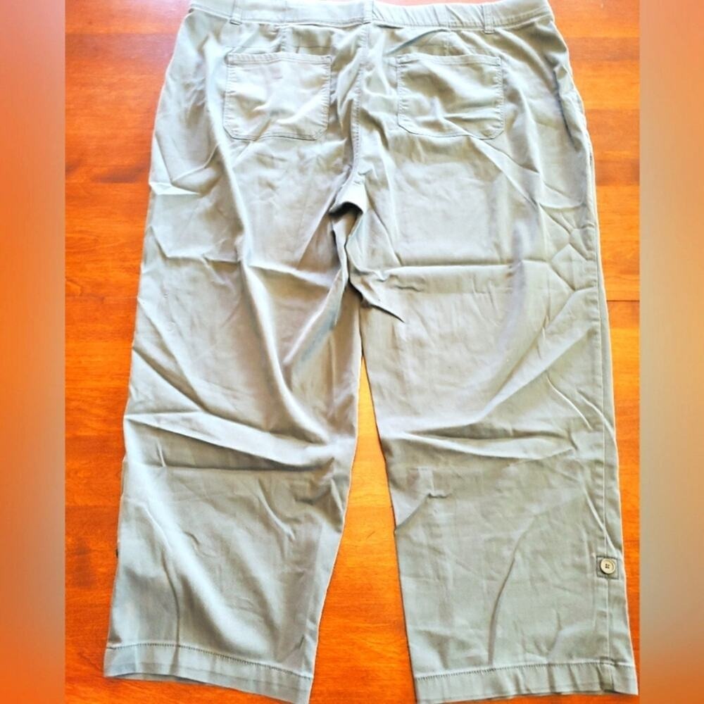 Woman Within Olive Green Roll Tab Capri Pants Size 18 Cotton Blend Stretch